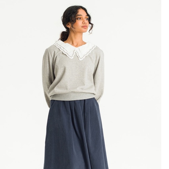 OLIVE Layered Collar Fleece Sweatshirt, Grey OS - Picture 3 of 12